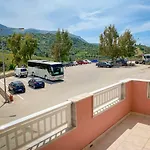 Village * Émbonas