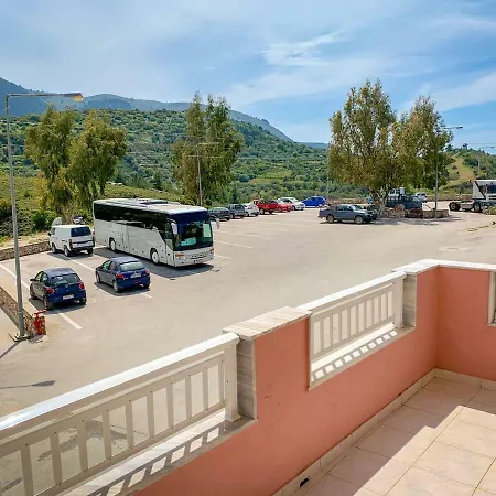 Village * Émbonas